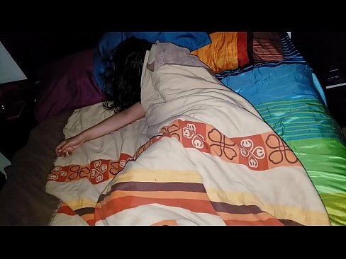 ❤️ Stepson rimprovera a so ghjovana matrigna mentre dorme. Sluts à porn co.com-fullporner.ru